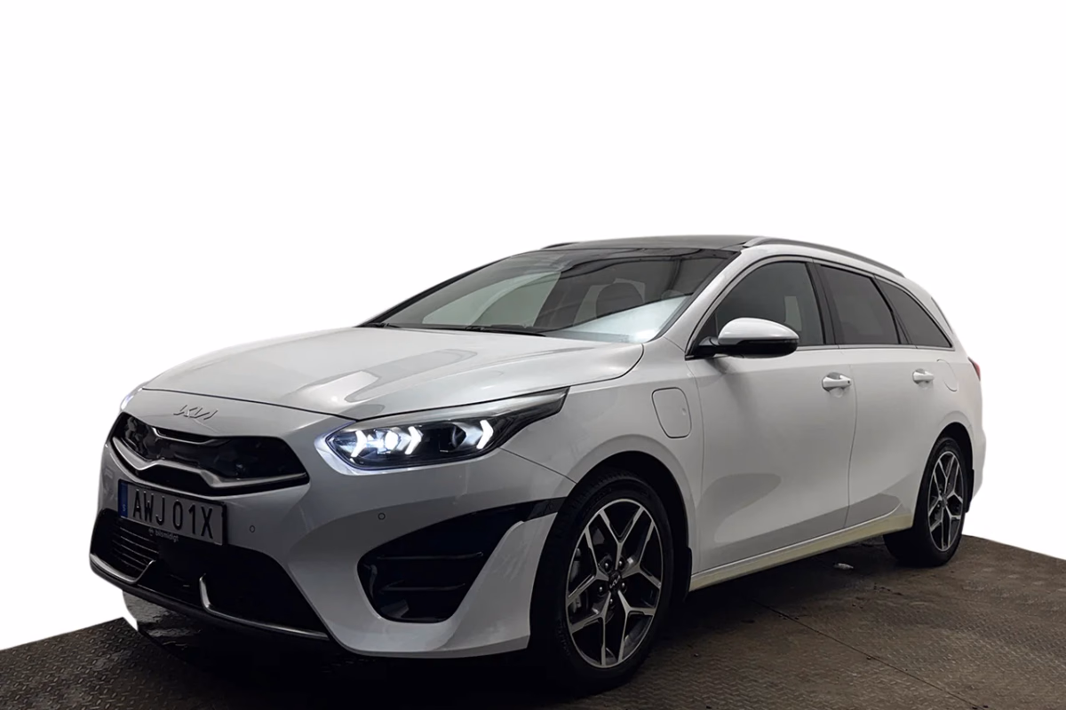 Kia Ceed SW Plug-in Advance Plus Taklucka Cockpit Navi Kamera 141hk