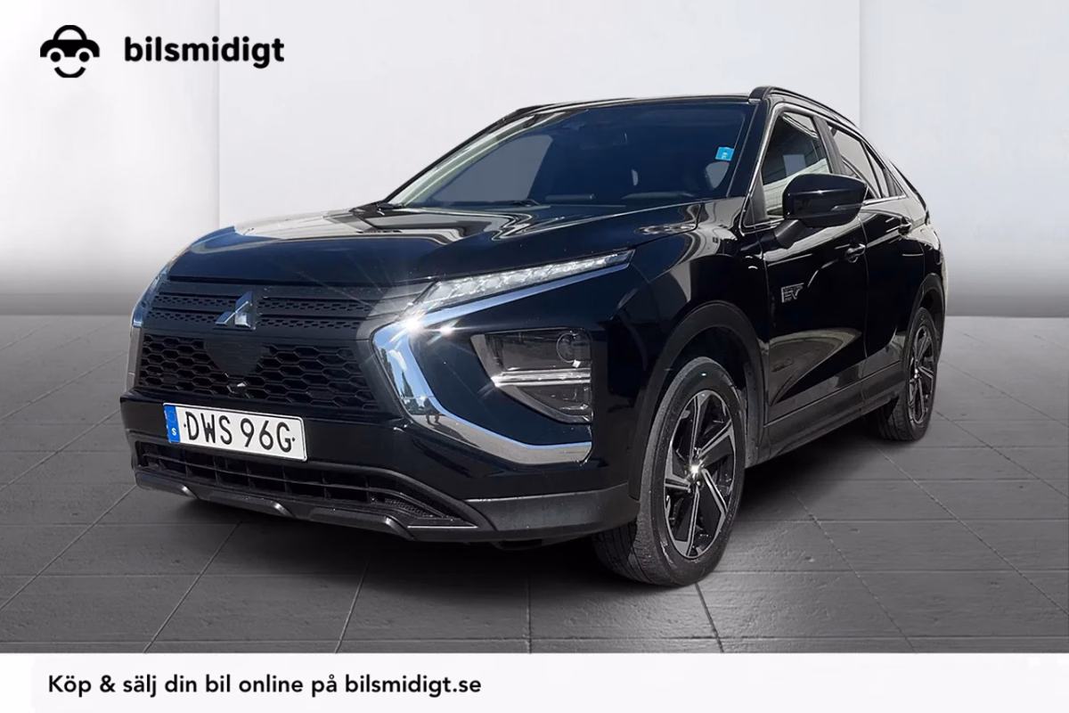Mitsubishi Eclipse Cross PHEV 4WD Kamera CarPlay Filassist Keyless MOMS 188hk