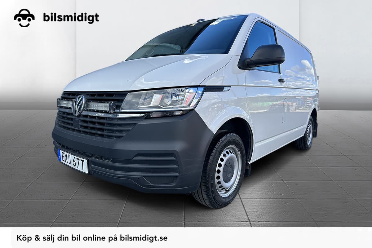 Volkswagen Transporter T32 2.0 TDI Automat Dragkrok Värmare 3-sits App-Connect Moms/Leasing 150hk