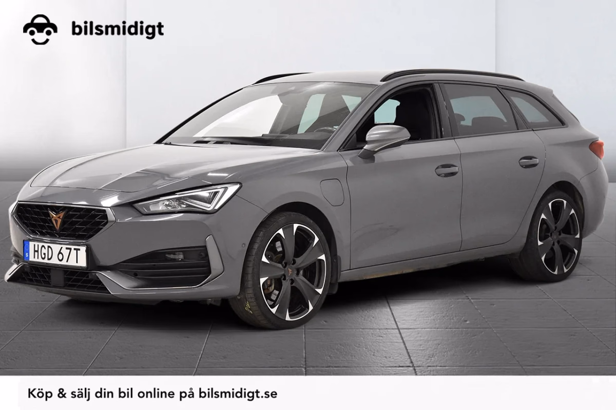 Cupra Leon ST e-Hybrid Drag Cockpit Kamera PDC Rattvärme 245hk