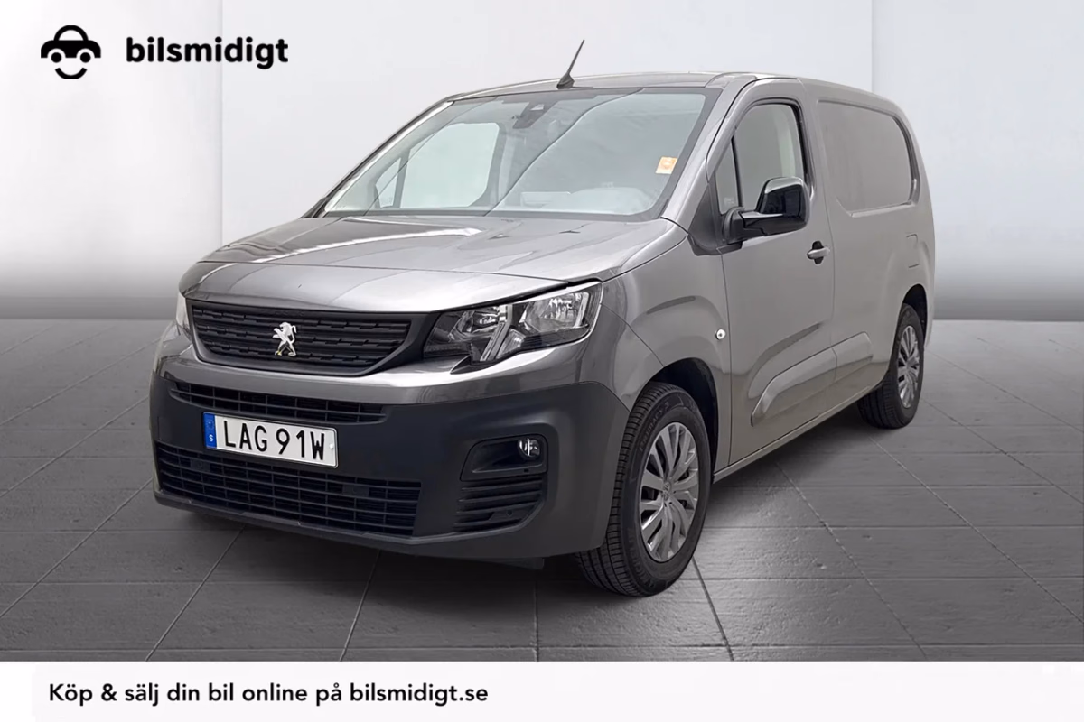 Peugeot e-Partner L2 50 kWh Inredd 3-sits Navi Kamera PDC MOMS 136hk