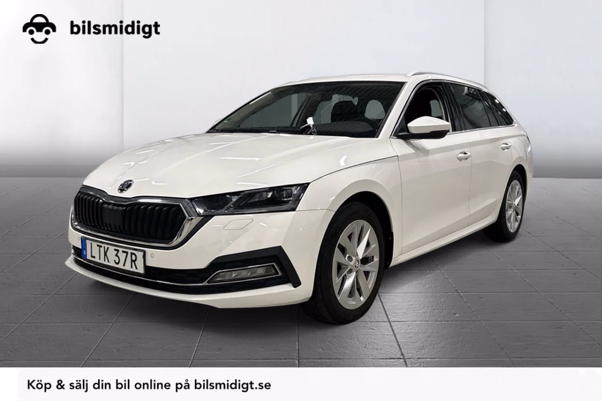 Skoda Octavia Kombi 2.0 TDI Aut Style Kamera Värmare MOMS 150hk