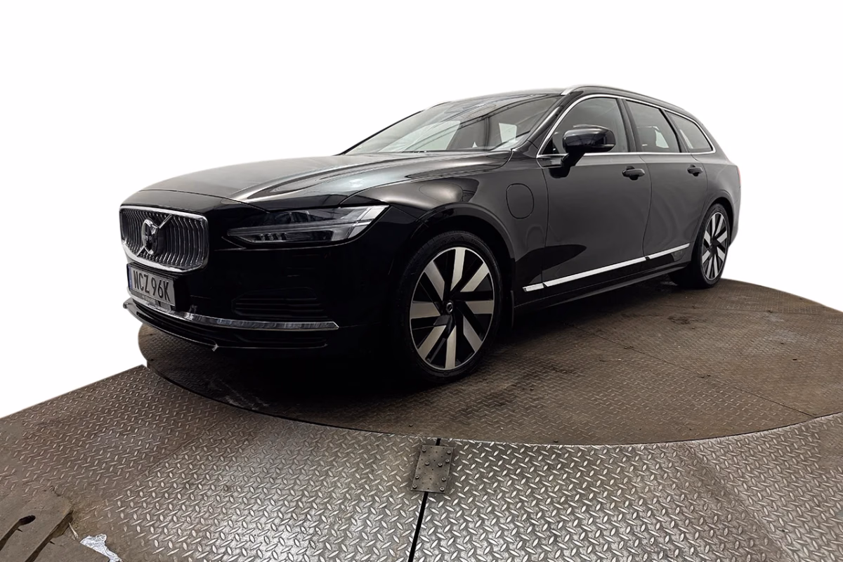 Volvo V90 T6 Plug-In Hybrid AWD Drag Navi 360° Kameravy BLIS Värmare H/K MOMS 350hk
