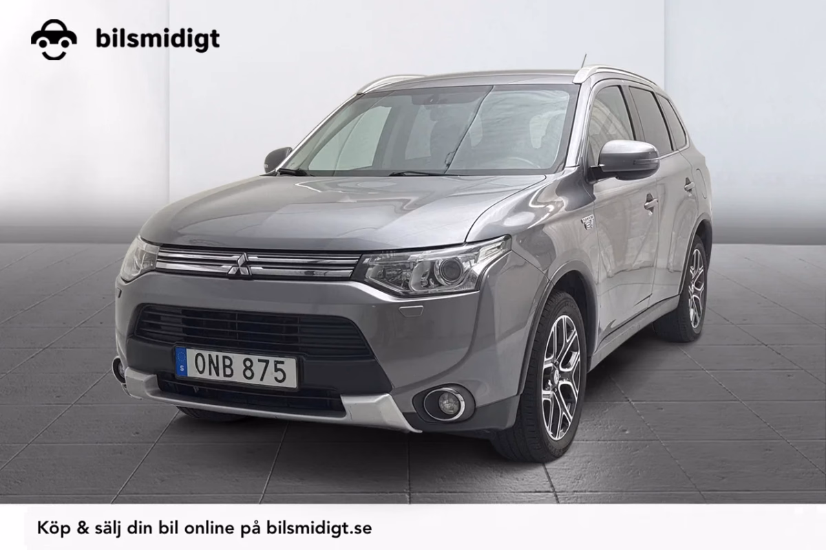 Mitsubishi Outlander PHEV Business Drag Kamera P-Sens 203hk