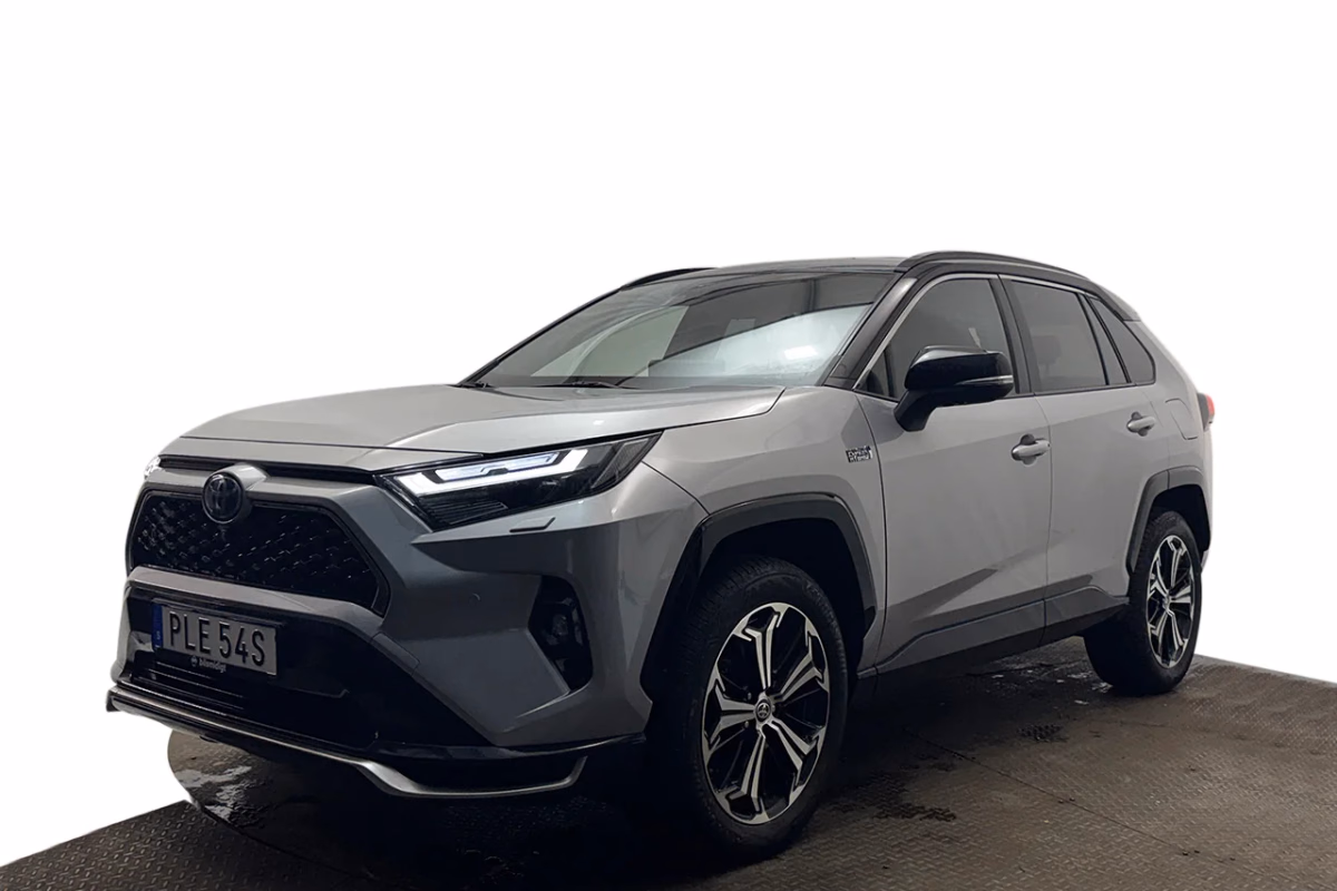 Toyota RAV4 Plug-in Hybrid Plug-in Drag HeadUp Cockpit Navi 360° Läder 306hk