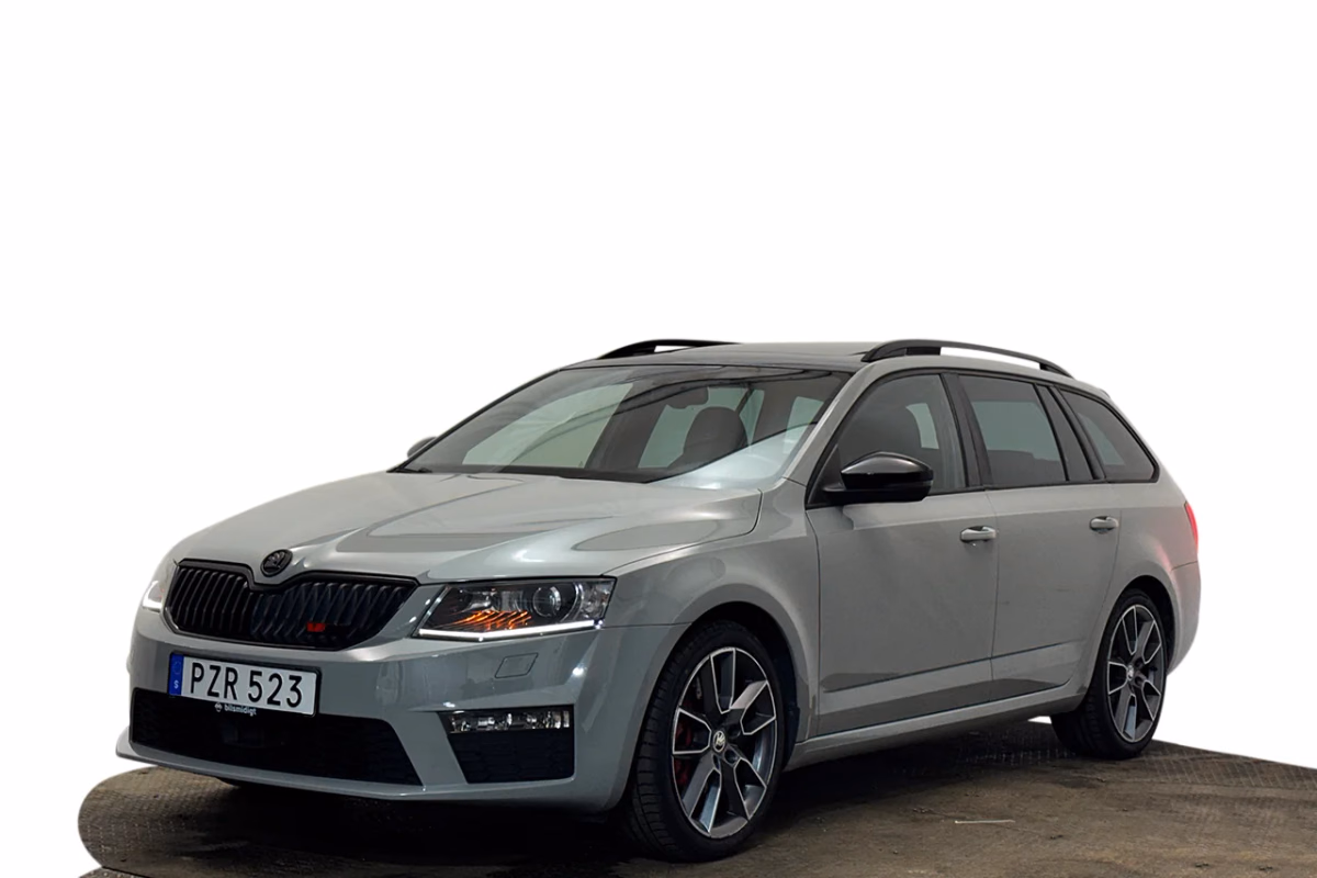 Skoda Octavia Kombi RS 2.0 TSI Drag Läder Pano Navi Värmare 220hk