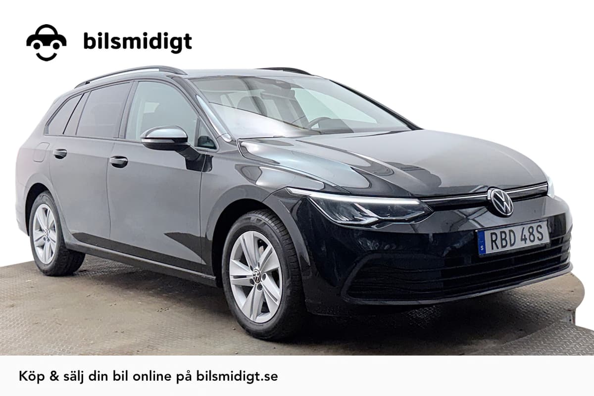 Volkswagen Golf Sportscombi 1.5 eTSI Automat Dragkrok Värmare Backkamera P-Sensorer Moms/Leasing 150hk