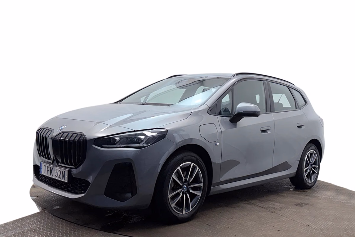 BMW 225e xDrive Active Tour M Sport P-Klimat Navi Kamera MOMS 245hk