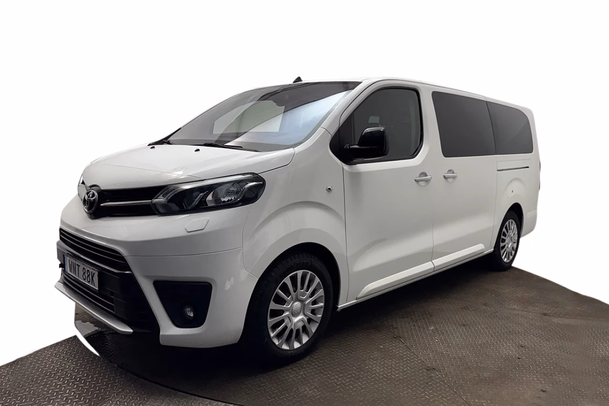 Toyota ProAce Verso 2.0 D-4D Aut Lång 9sits Drag HeadUp Värmare MOMS 177hk